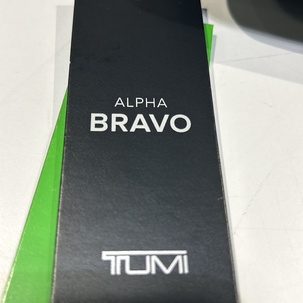 NWT Tumi Sling Alpha Bravo Collection - Picture 10 of 11